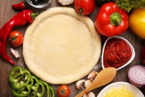 طريقة عمل عجينة بيتزا الايطالي والبان