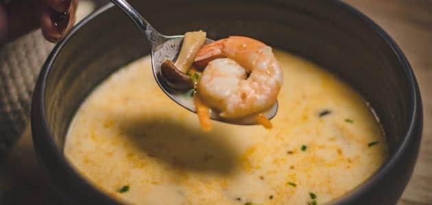 طريقة عمل شوربة السى فود