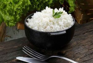 طريقة عمل الارز الابيض بالشعرية المصري..أفضل 7 وصفات للأرز