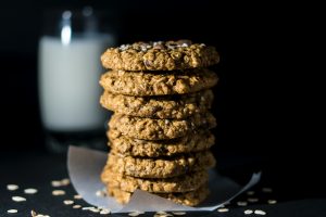 طريقة عمل بسكوت الشوفان و 6 طرق عجن مختلفة