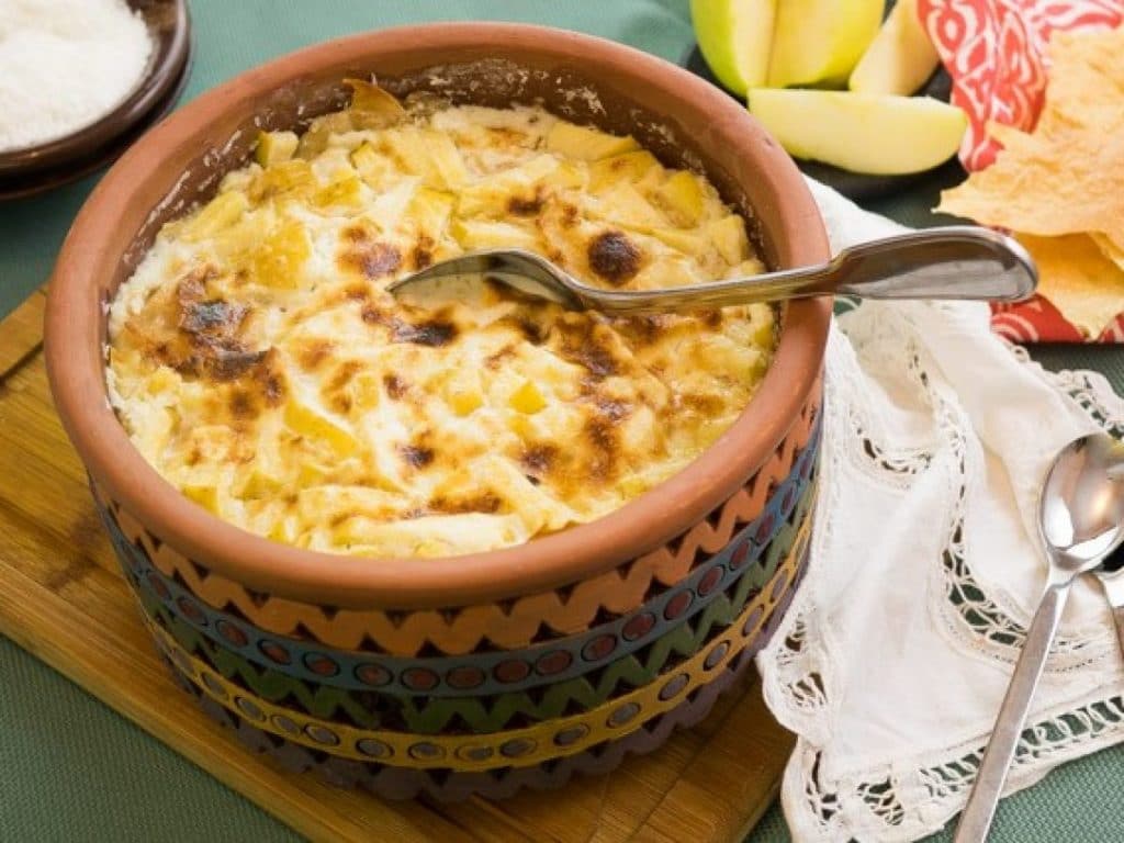 طريقة عمل ام علي بطريقة الشيف شربيني