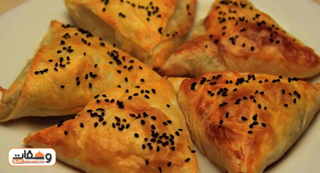 طريقة عمل البوريك بالجبنة بطريقة فاطمة أبو حاتي