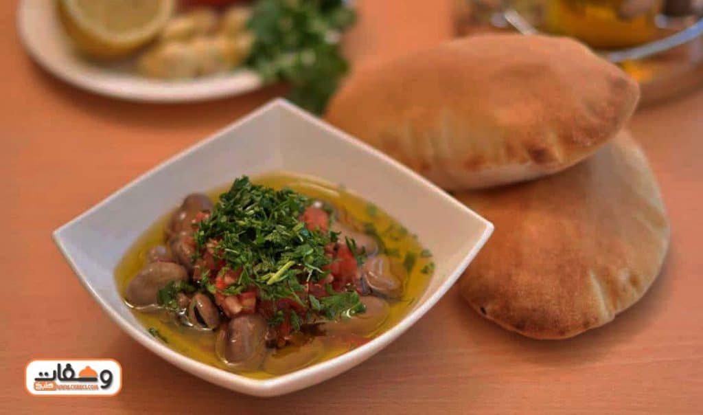 طريقة عمل الفول المدمس بالدقيق