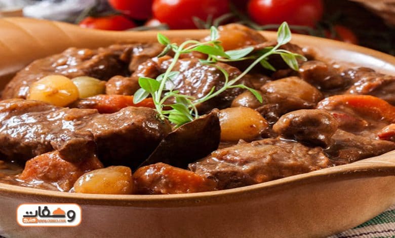 طريقة عمل اللحمة بالبصل في 10 خطوات