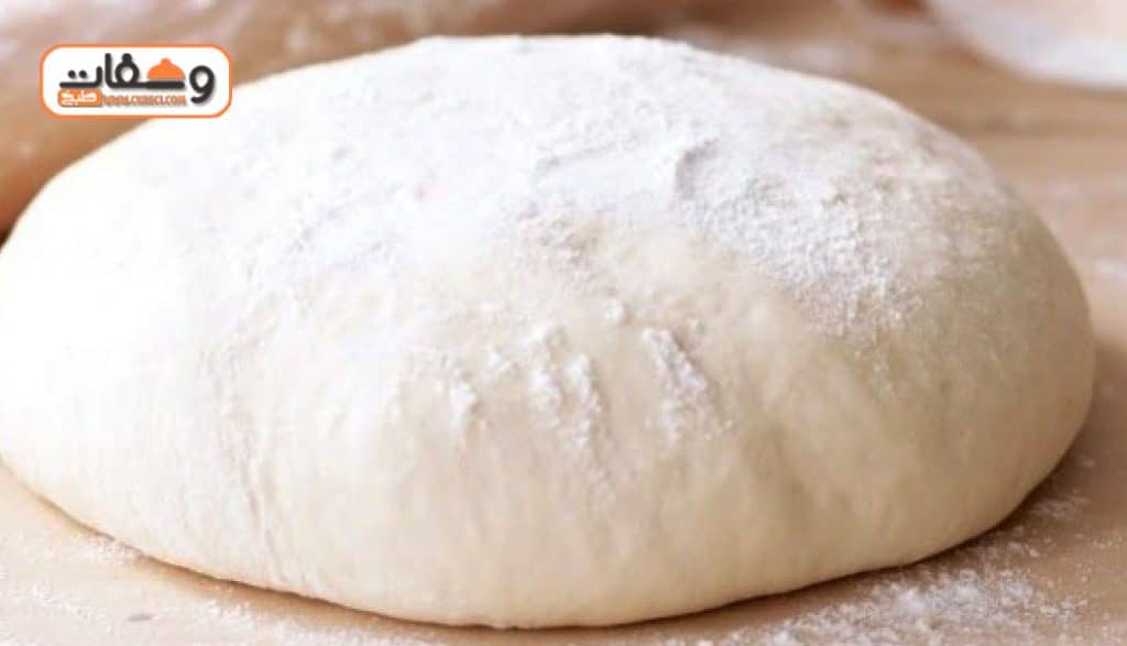طريقة عمل عجينة البيتزا