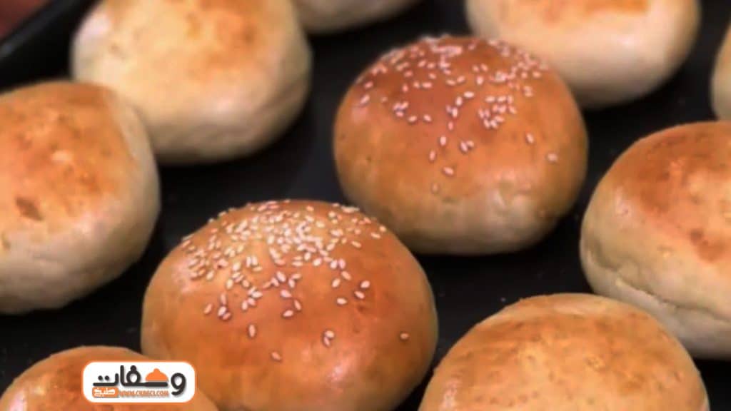 طريقة عمل خبز البطاطس بسهولة