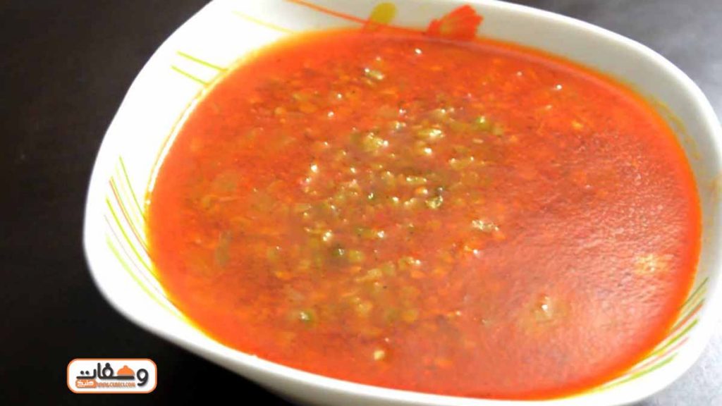 طريقة عمل شوربة الفريك بالطماطم