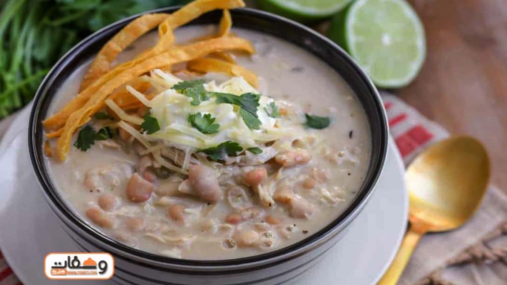 طريقة عمل شوربة الدجاج بالشعيرية مع فاطمة أبو حاتي