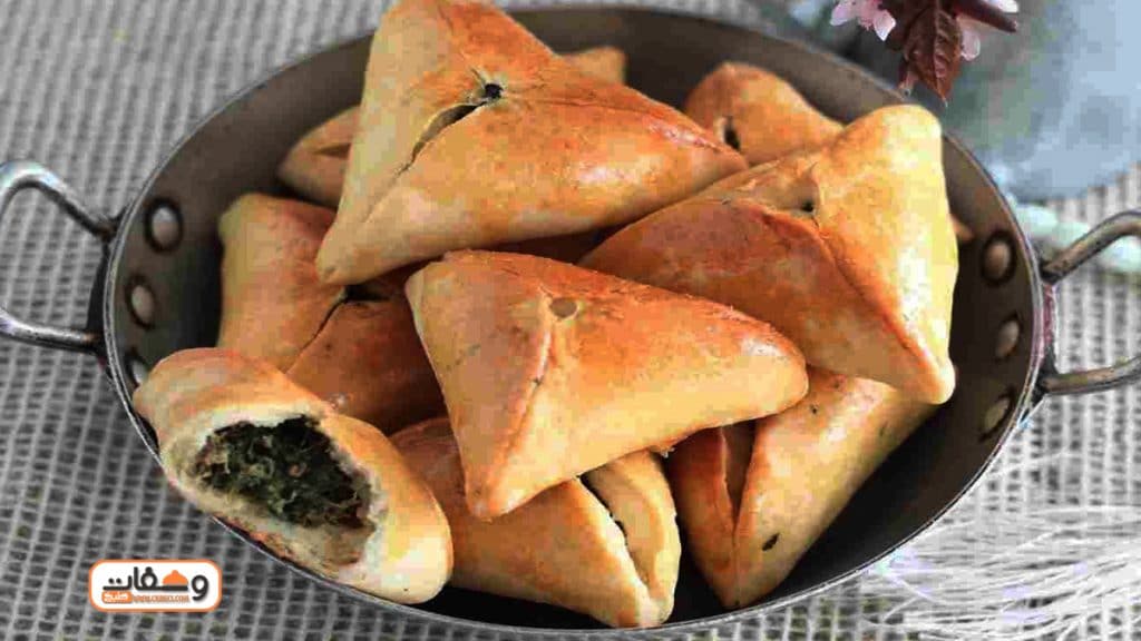 طريقة عمل فطاير سبانخ بالموتزاريلا مع الشيف شربيني