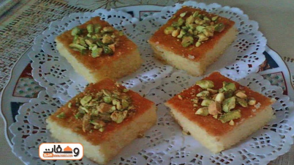 طريقة عمل بسبوسة بالحليب المكثف المحلي