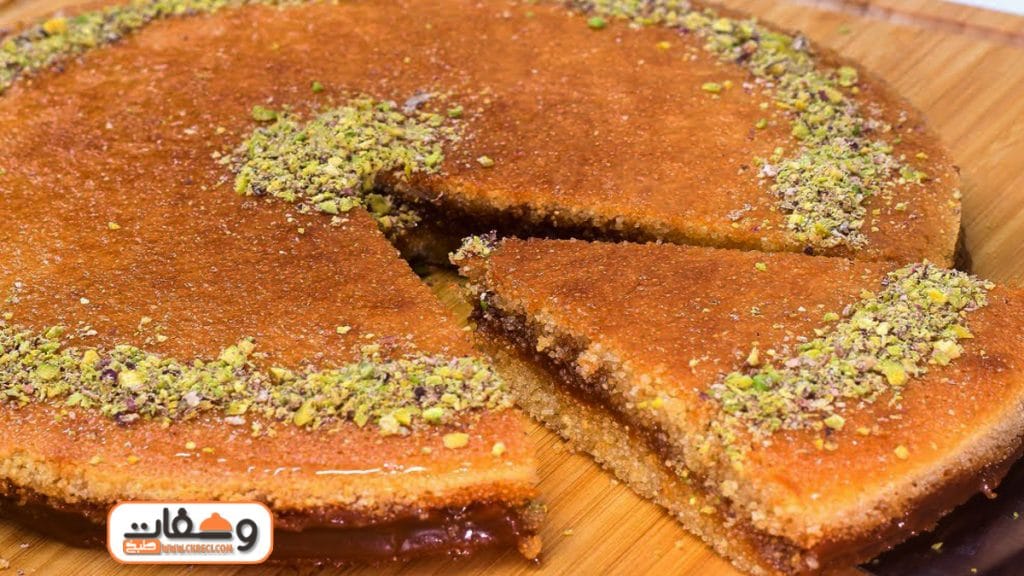 طريقة عمل بسبوسة محشية بالمهلبية في كاسات منال العالم
