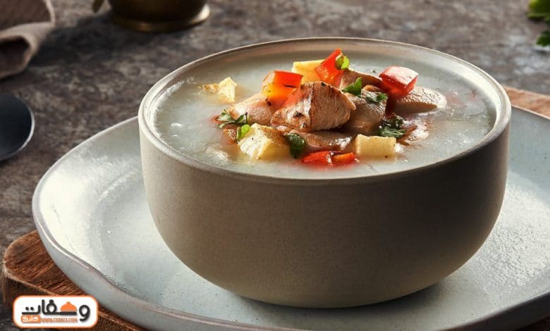 طريقة عمل شوربة كريمة الدجاج بـ 7 وصفات